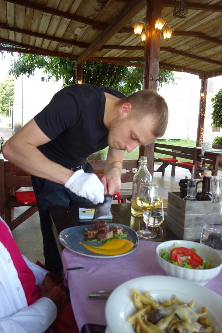 Svježe naribani tartuf